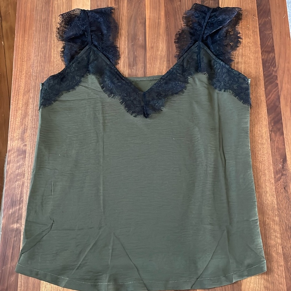 Pretty Lace Detail Tank
